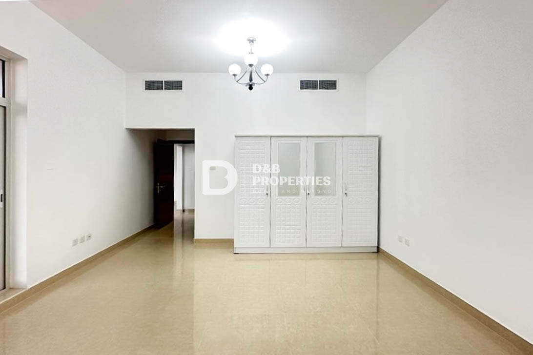 Spacious 1BR | Ready To Move In | Prime Location