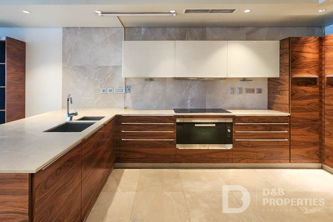 Duplex Penthouse | Sea View | Prime Location