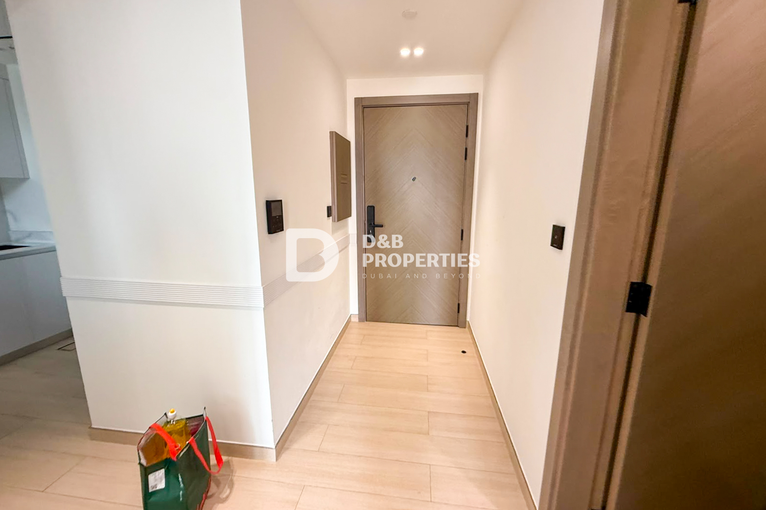 Fully Furnished | Vacant | Prime Location