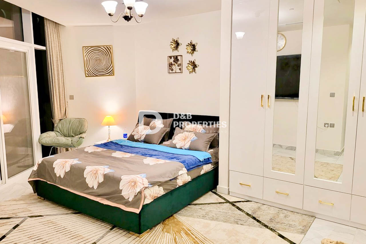 Spacious 2BR | Burj Khalifa + Canal View | Vacant
