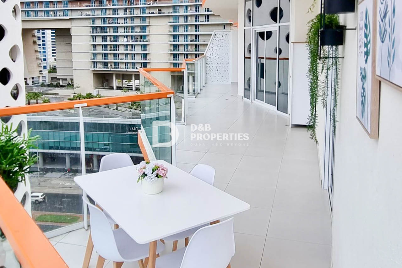 Spacious 2BR | Burj Khalifa + Canal View | Vacant