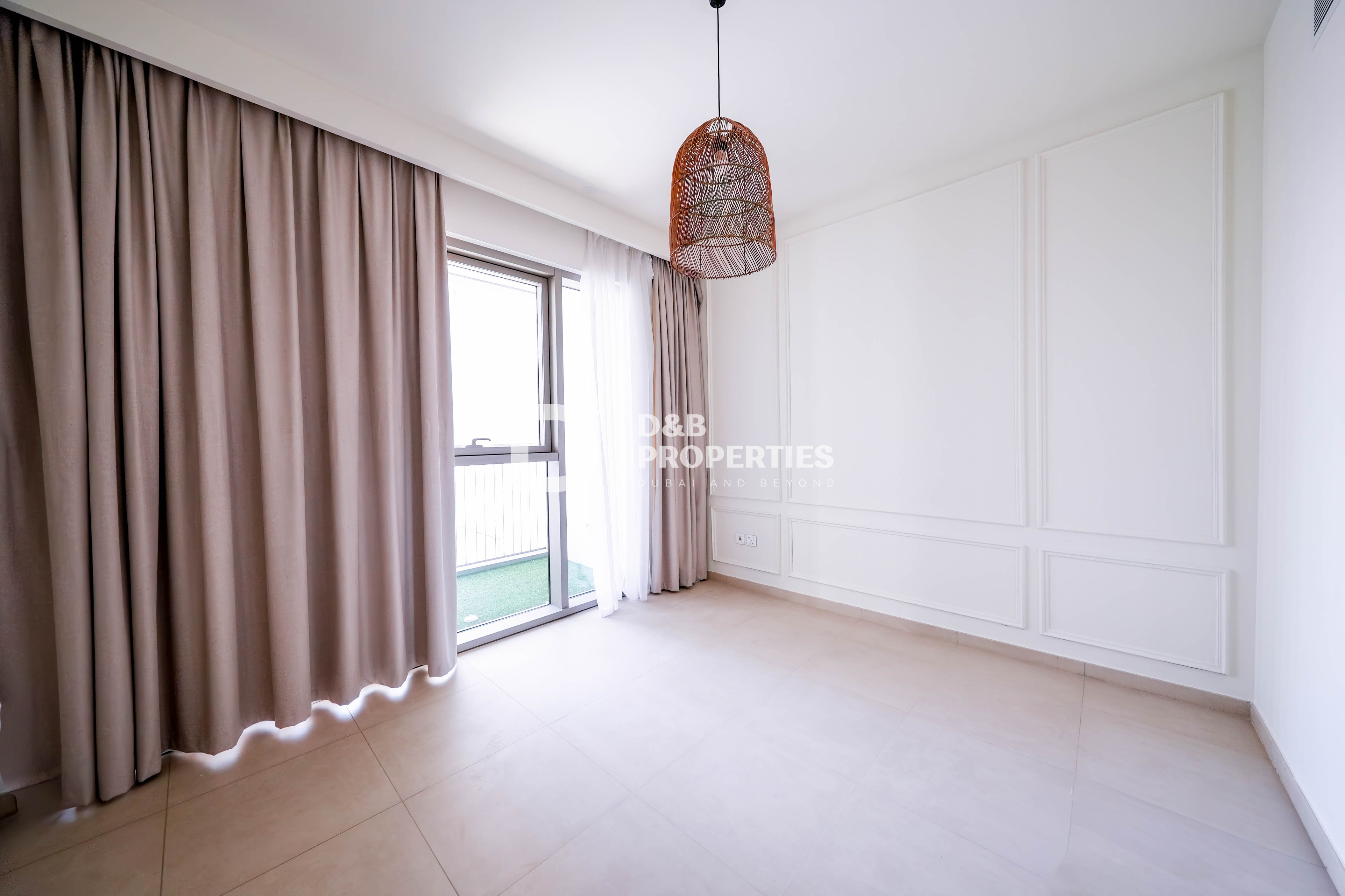 BURJ KHALIFA VIEW | READY TO MOVE | LOW FLOOR