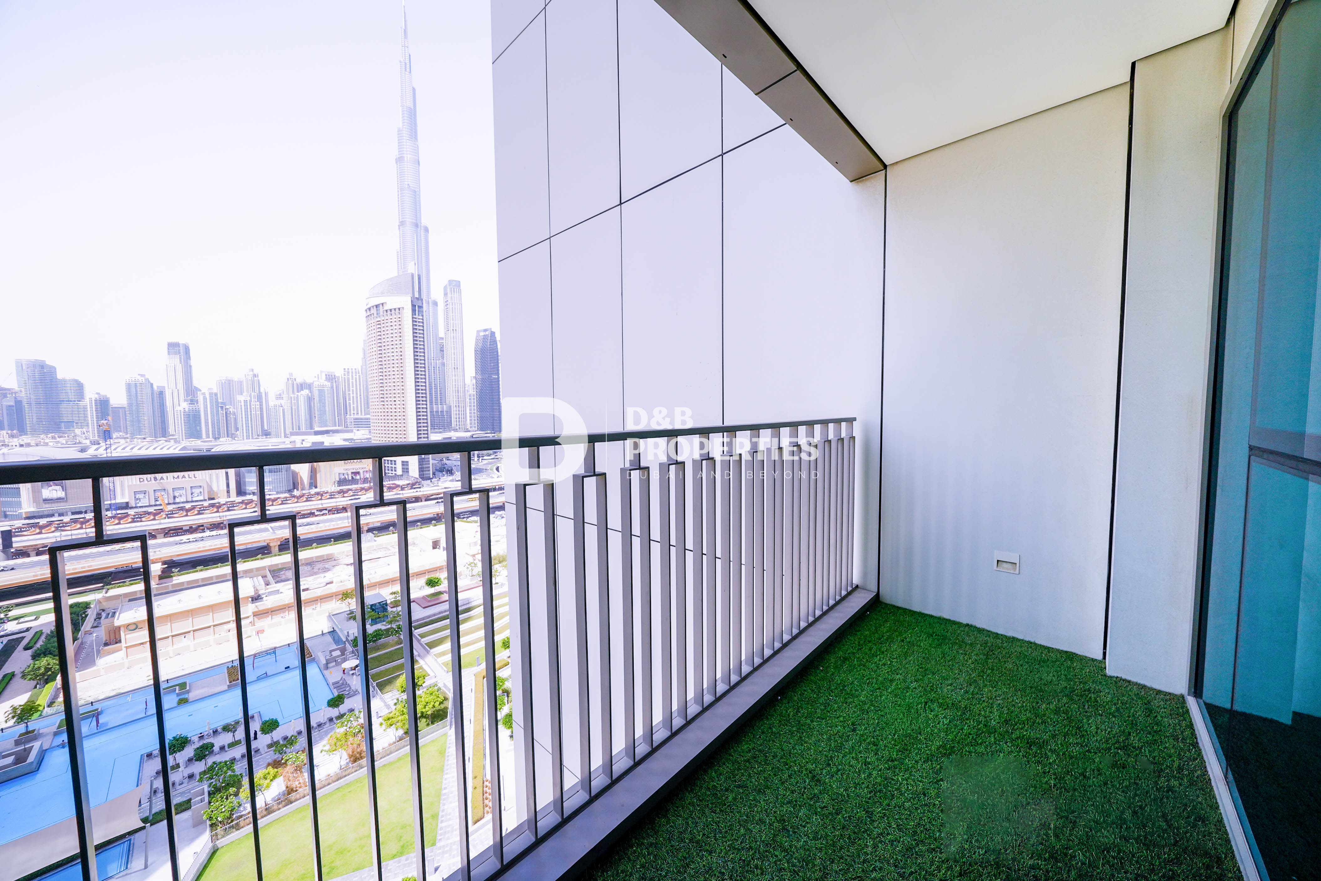BURJ KHALIFA VIEW | READY TO MOVE | LOW FLOOR
