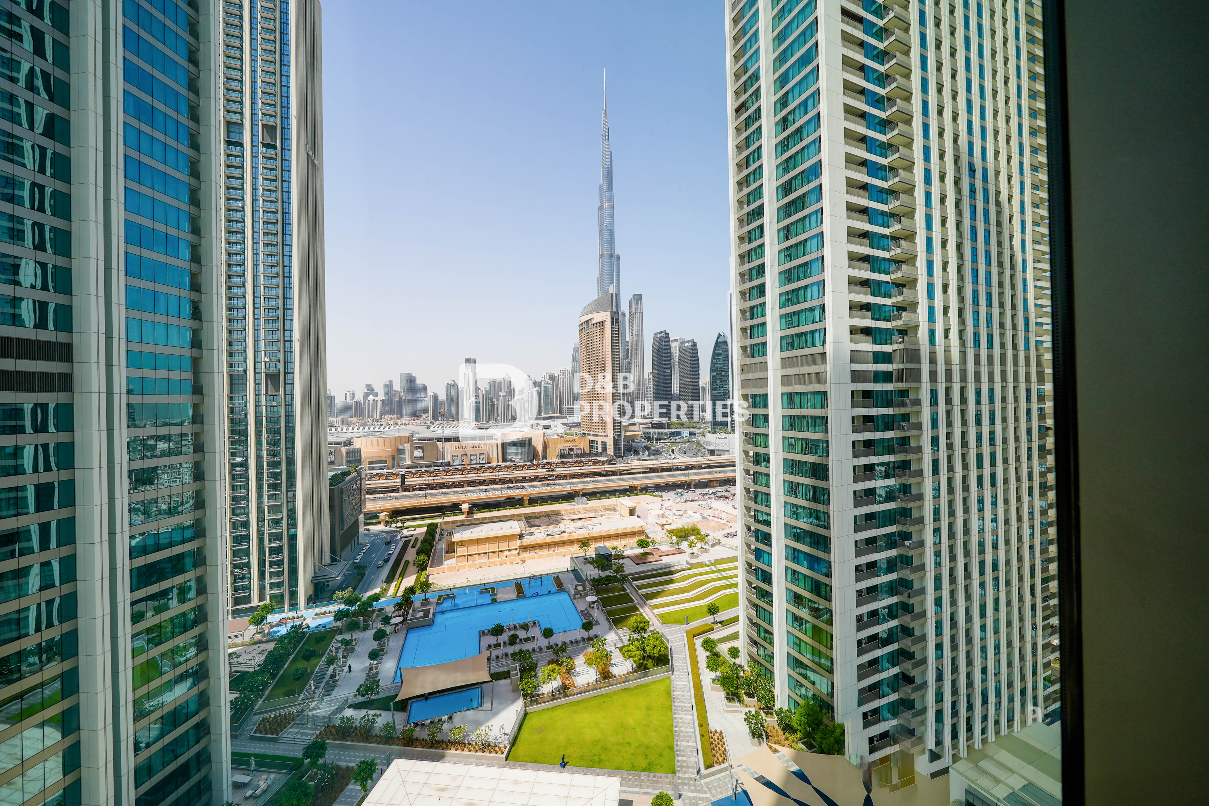 BURJ KHALIFA VIEW | READY TO MOVE | LOW FLOOR