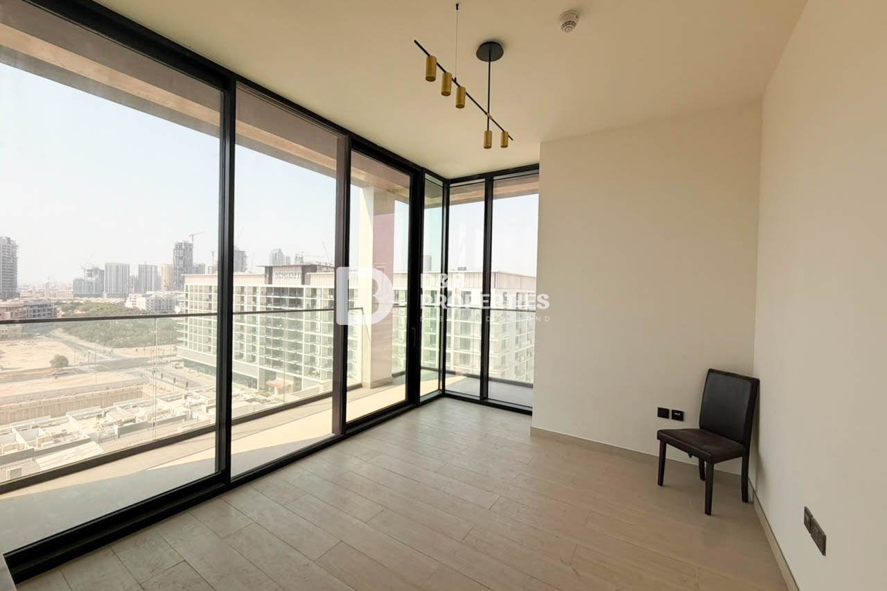 Spacious Layout | Vacant Now | Bright