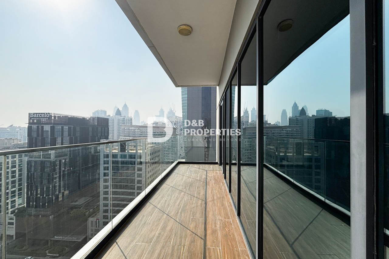 CANAL VIEW | READY TO MOVE | HIGH FLOOR