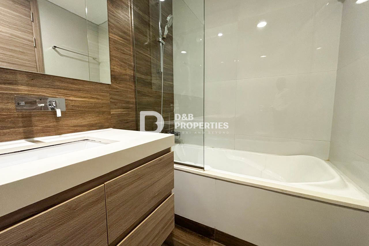 CANAL VIEW | READY TO MOVE | HIGH FLOOR