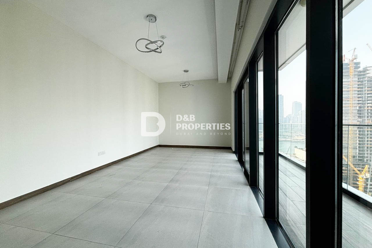 CANAL VIEW | READY TO MOVE | HIGH FLOOR
