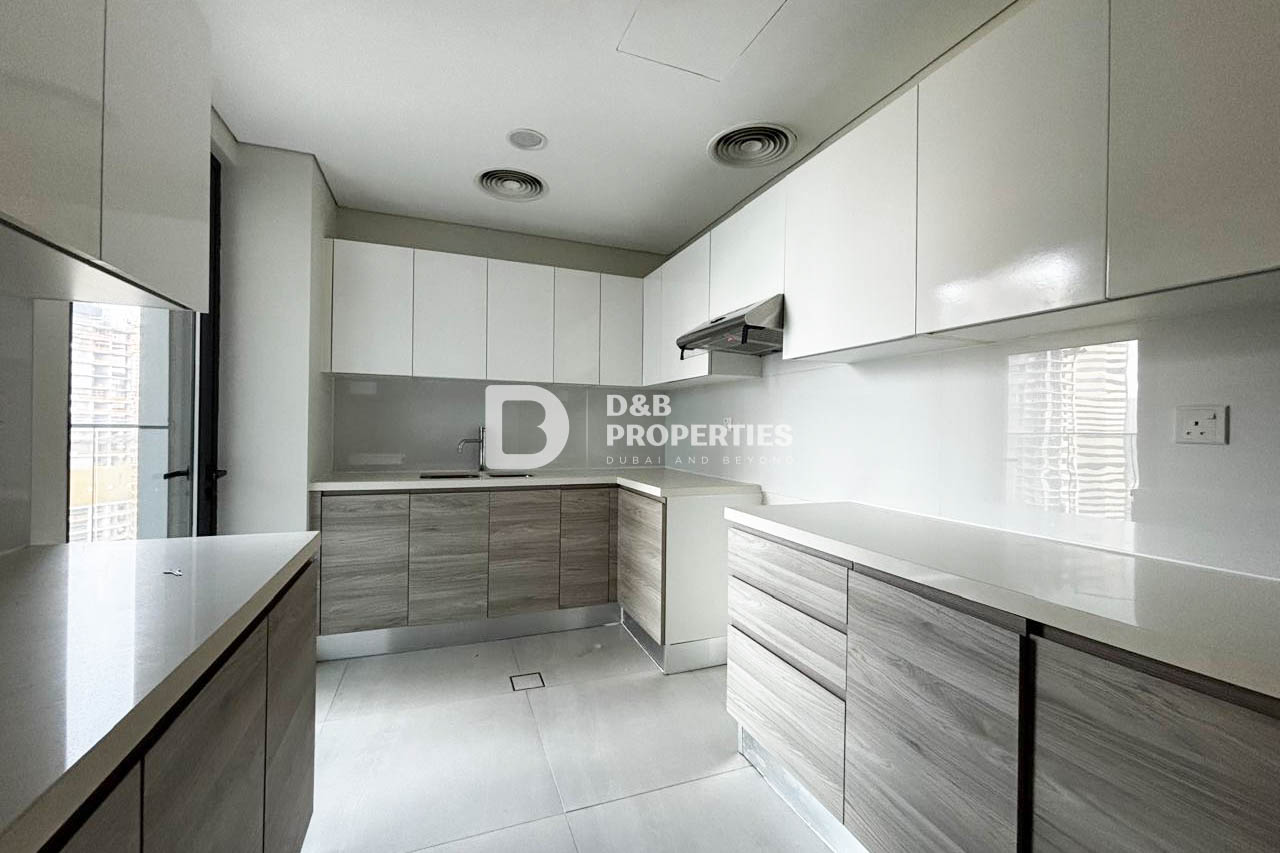 CANAL VIEW | READY TO MOVE | HIGH FLOOR