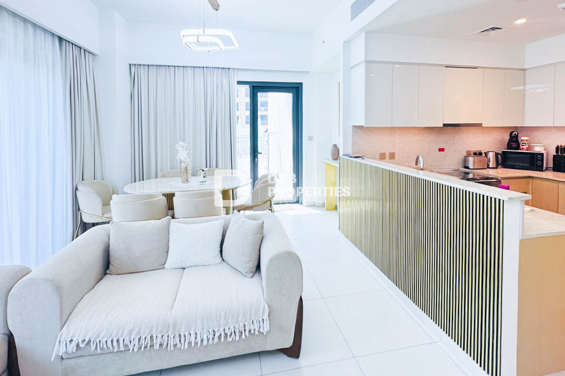 Bright and Huge 3BR | Upgraded | Burj Khalifa View