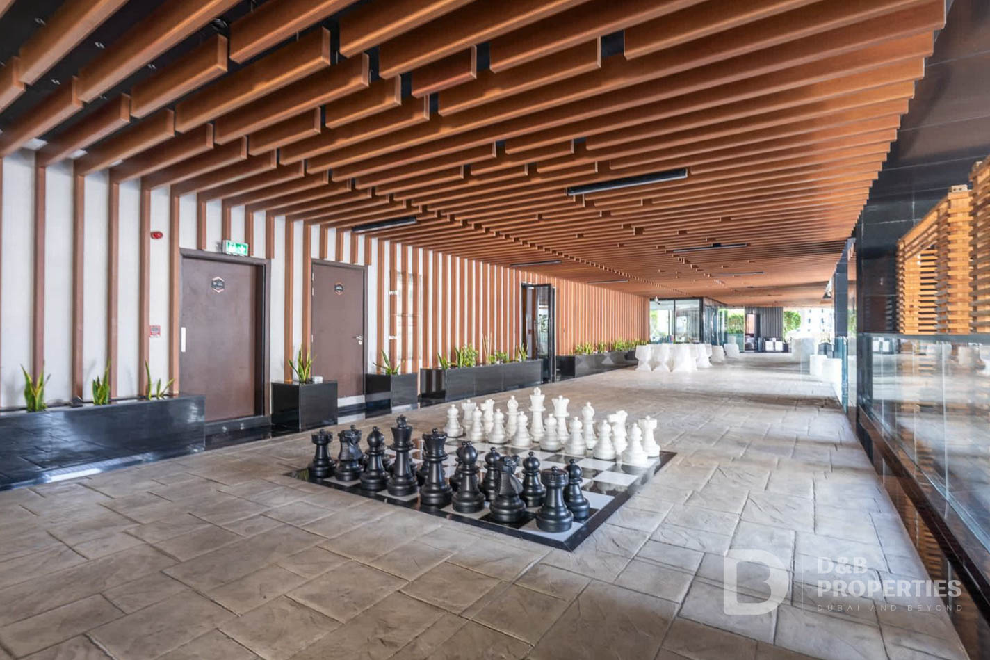 AVAILABLE NOW | FURNISHED | BIG LAYOUT
