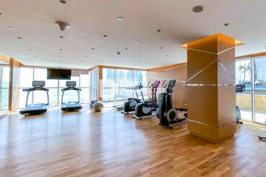 Studio with Balcony | Spacious Layout | Vacant