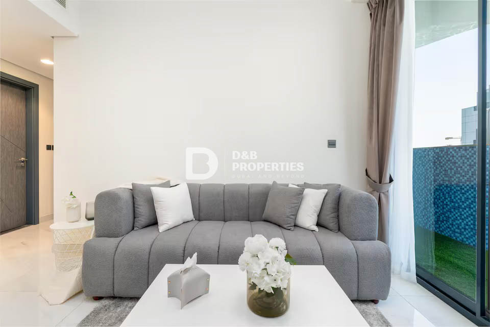 2 Bedroom | Private Pool | Corner unit | Rented