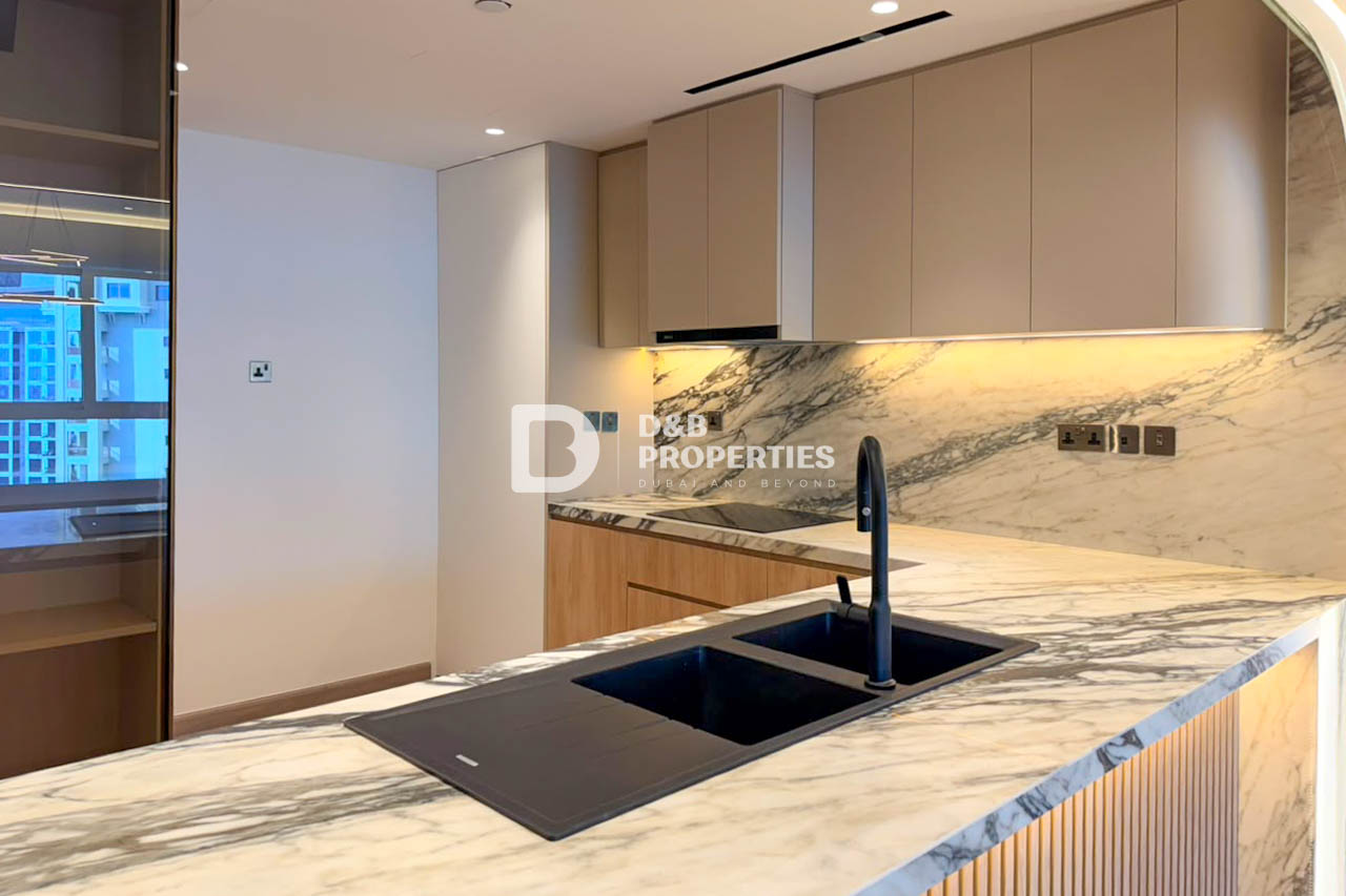 Upgraded Type C | Marina & Palm View | Maid's Room