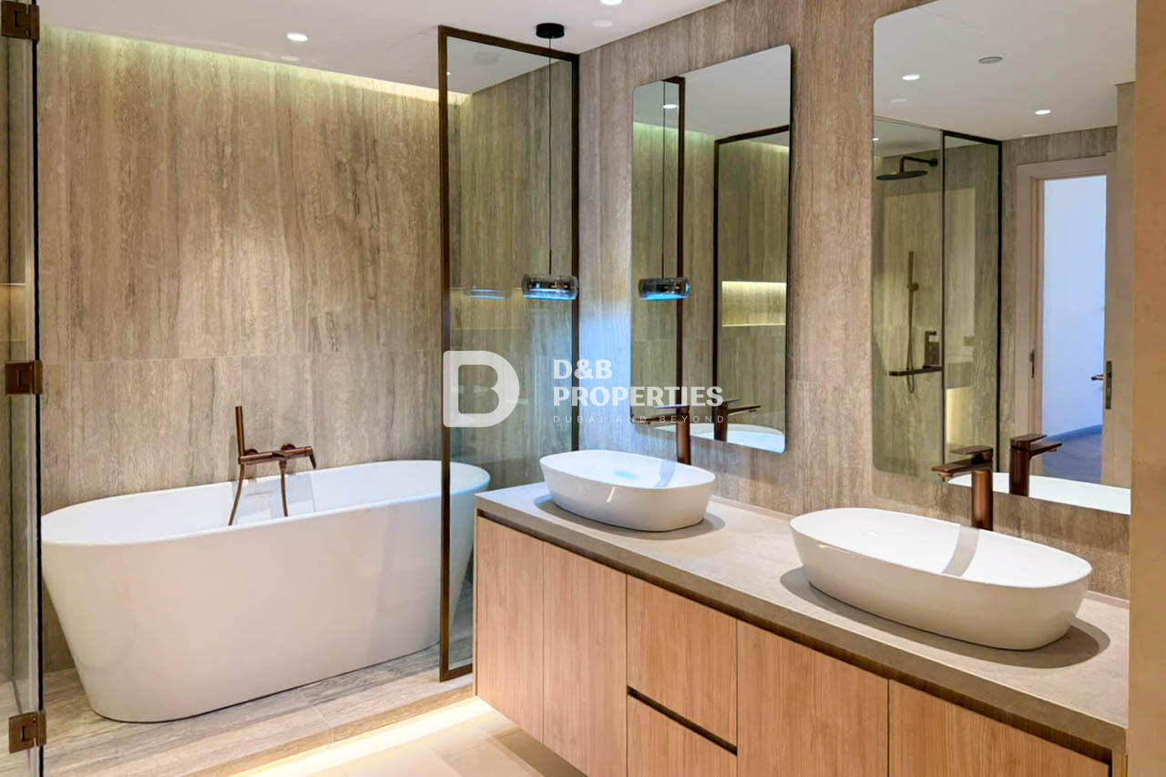 Upgraded Type C | Marina & Palm View | Maid's Room