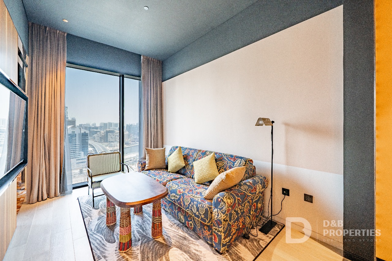 Skyline View | High Floor | Negotiable