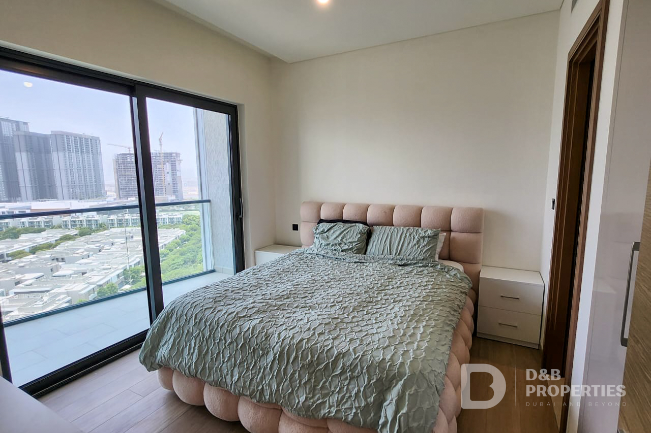 Community View | Mid Floor | Vacant