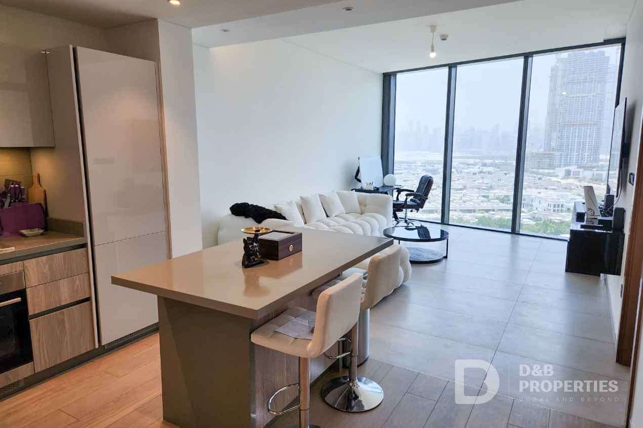 Community View | Mid Floor | Vacant