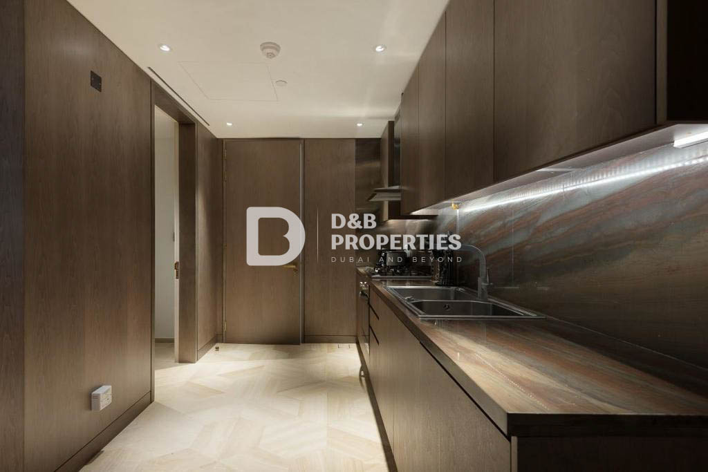 Corner Unit | Fully Furnished | Sea & Palm View