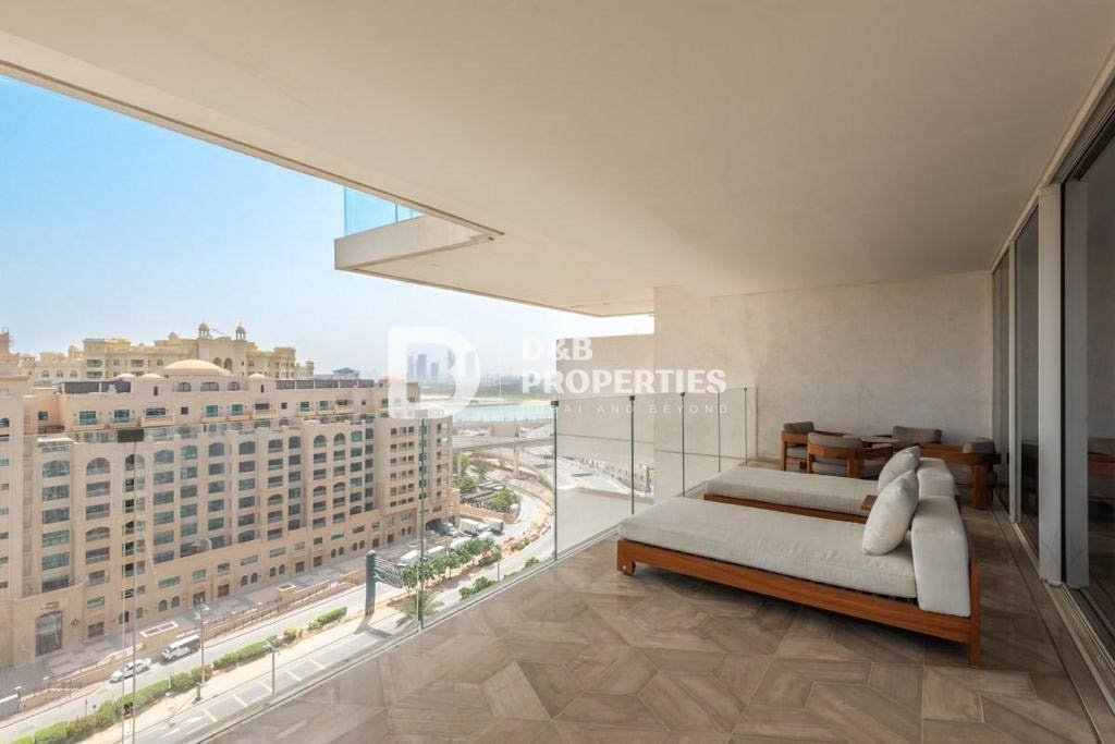 Corner Unit | Fully Furnished | Sea & Palm View