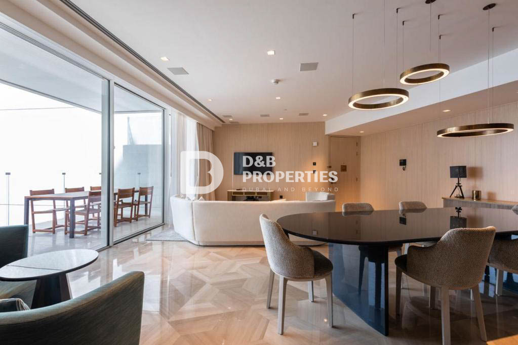 Corner Unit | Fully Furnished | Sea & Palm View