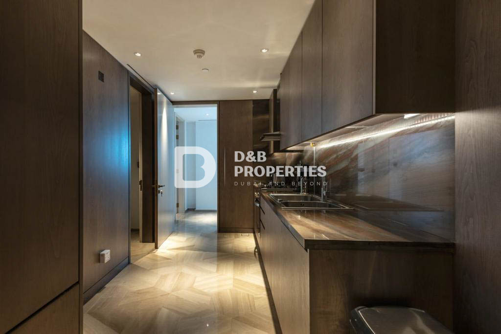 Corner Unit | Fully Furnished | Sea & Palm View