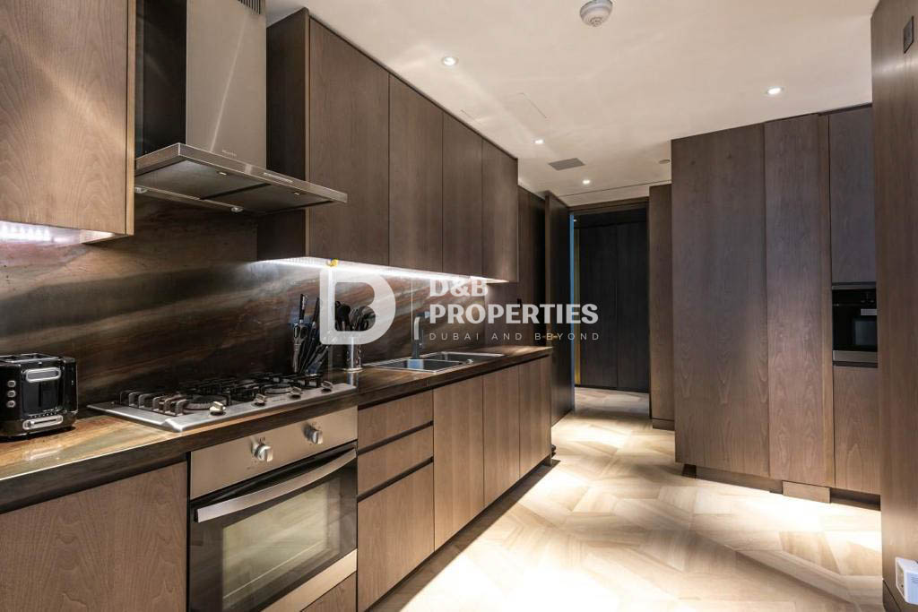 Corner Unit | Fully Furnished | Sea & Palm View