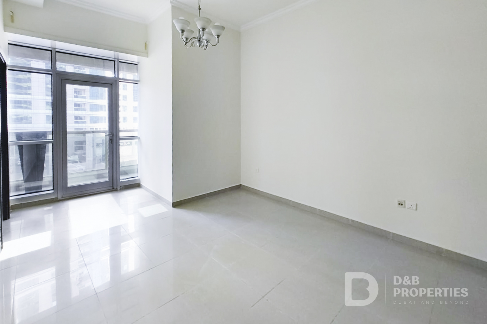 Lake View | Low Floor | Investor Deal