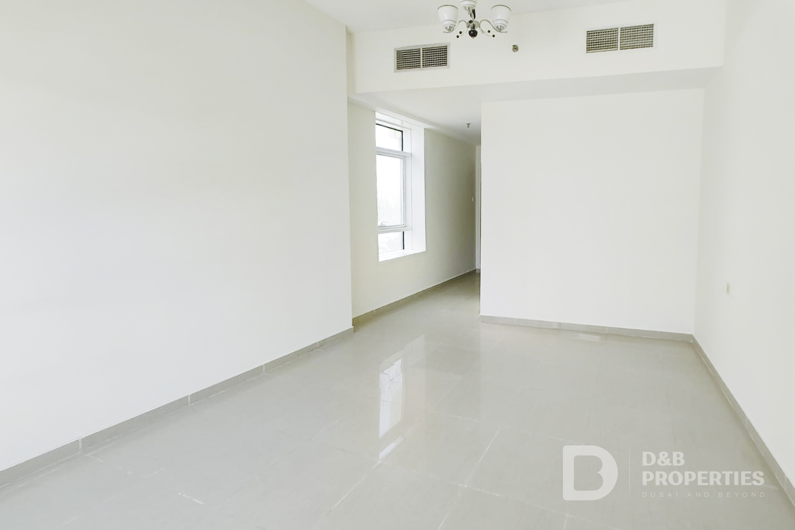 Lake View | Low Floor | Investor Deal